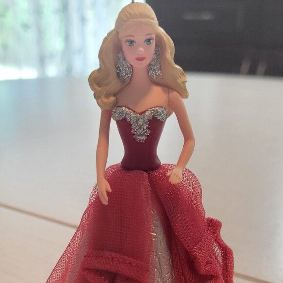 2015 Holiday Barbie Doll with Ornament (NRFB)